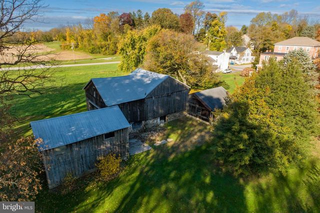 486 W STREET RD, Kennett Square, PA 19348