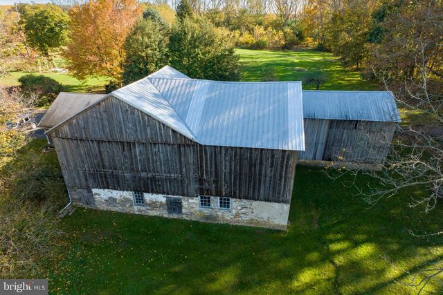 486 W STREET RD, Kennett Square, PA 19348