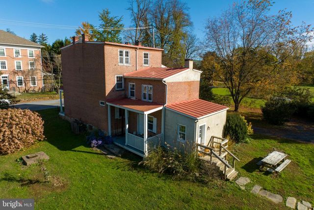 486 W STREET RD, Kennett Square, PA 19348