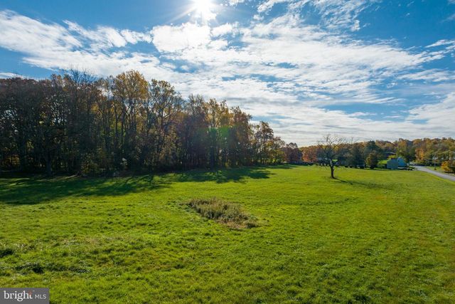 486 W STREET RD, Kennett Square, PA 19348