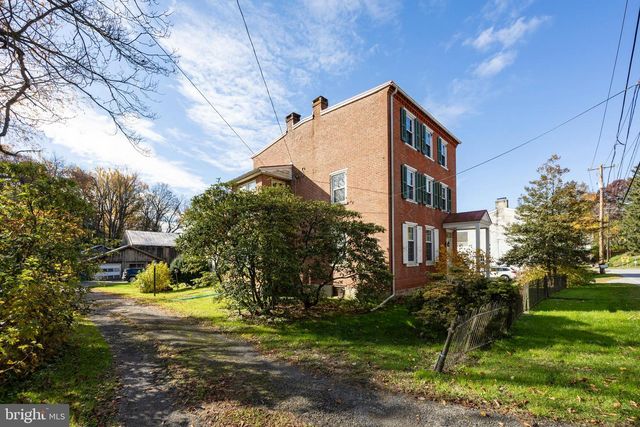 486 W STREET RD, Kennett Square, PA 19348