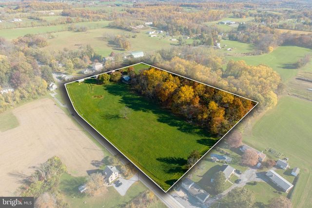486 W STREET RD, Kennett Square, PA 19348