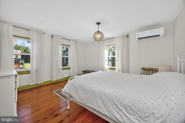 486 W STREET RD, Kennett Square, PA 19348