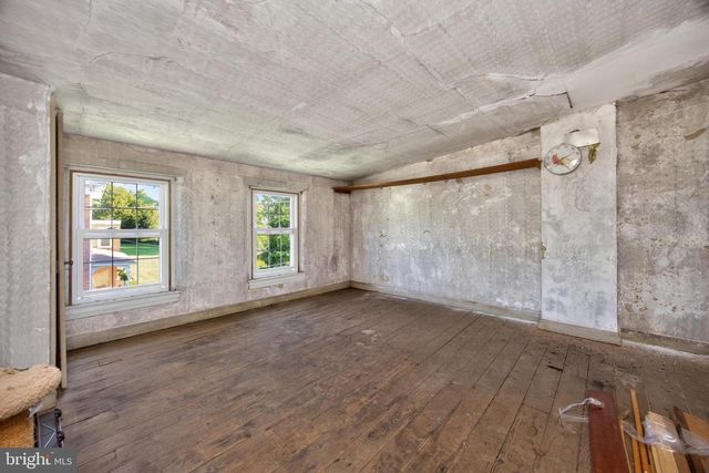 486 W STREET RD, Kennett Square, PA 19348