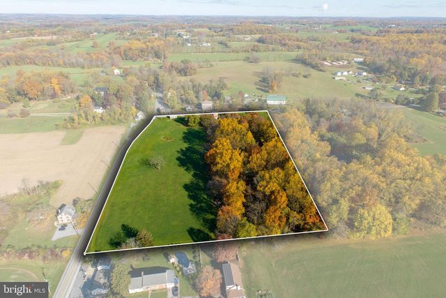 486 W STREET RD, Kennett Square, PA 19348