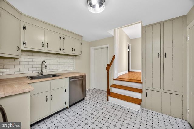 486 W STREET RD, Kennett Square, PA 19348