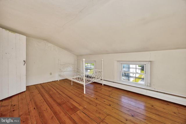 486 W STREET RD, Kennett Square, PA 19348