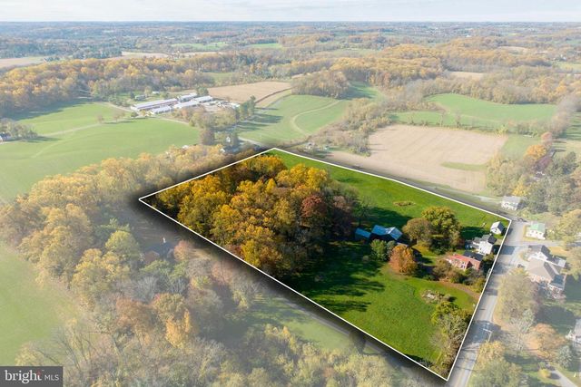 486 W STREET RD, Kennett Square, PA 19348
