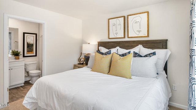 5806 Brambleberry Way, Raleigh, NC 27616