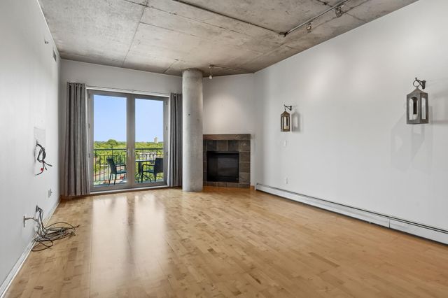 212 N 1st Street 610, Minneapolis, MN 55401