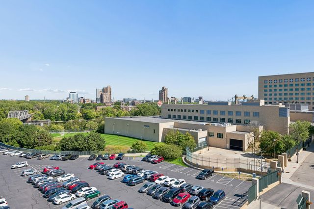 212 N 1st Street 610, Minneapolis, MN 55401