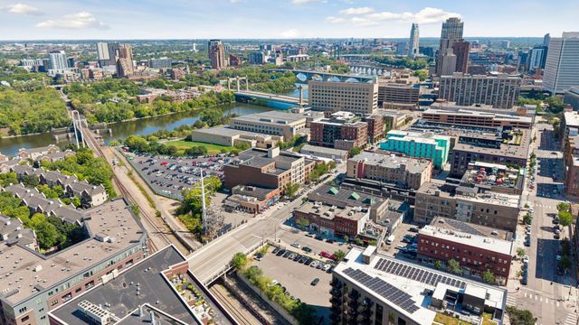212 N 1st Street 610, Minneapolis, MN 55401