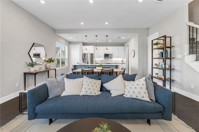 265 Estates Circle, College Station, TX 77840