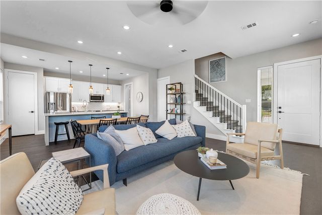 265 Estates Circle, College Station, TX 77840