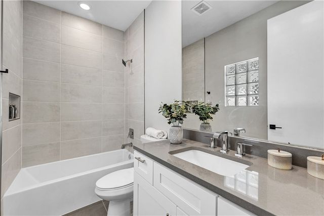 265 Estates Circle, College Station, TX 77840