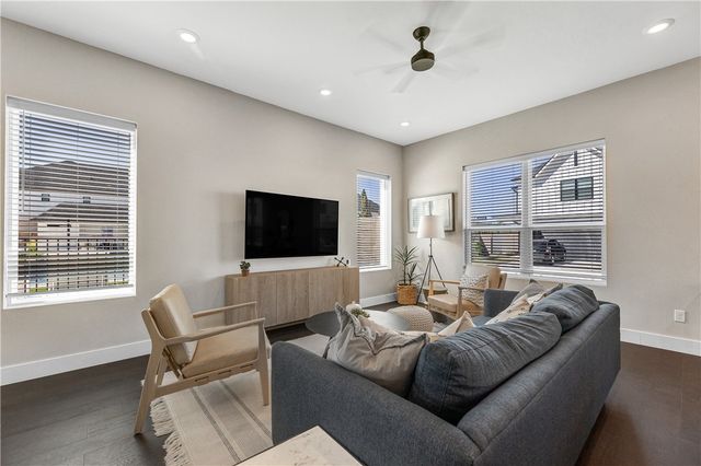 265 Estates Circle, College Station, TX 77840