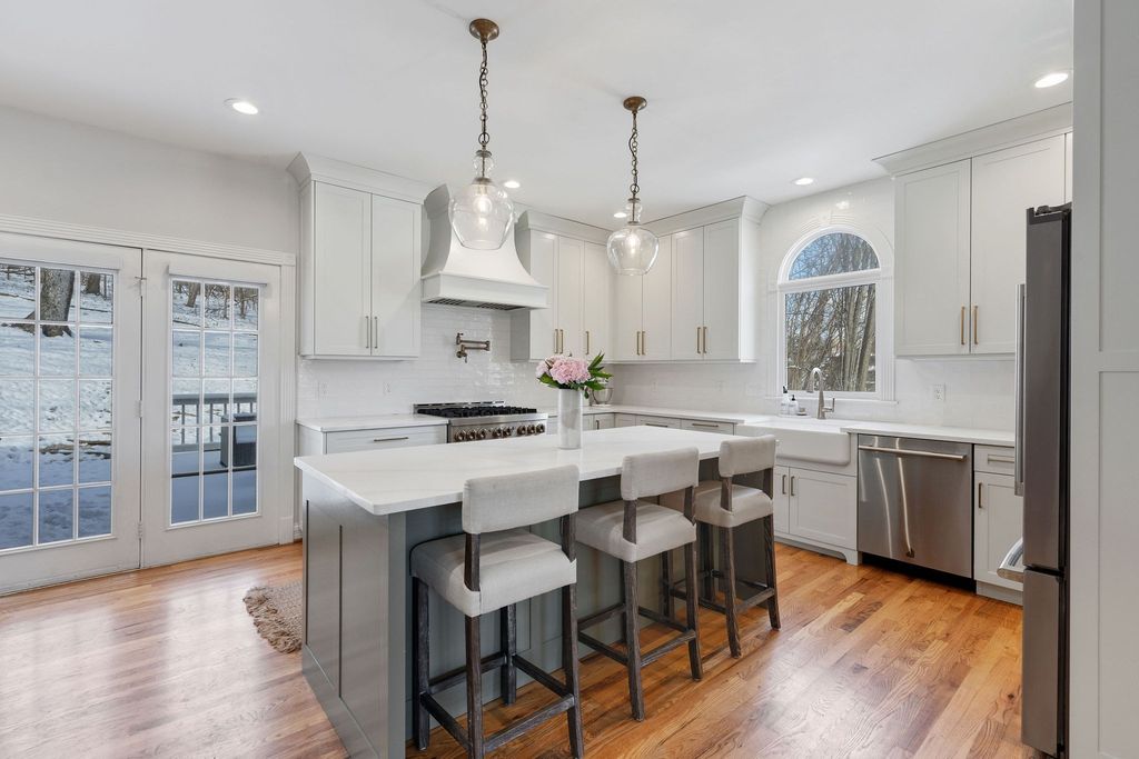 156 N Berwick Ln, Franklin, TN 37069