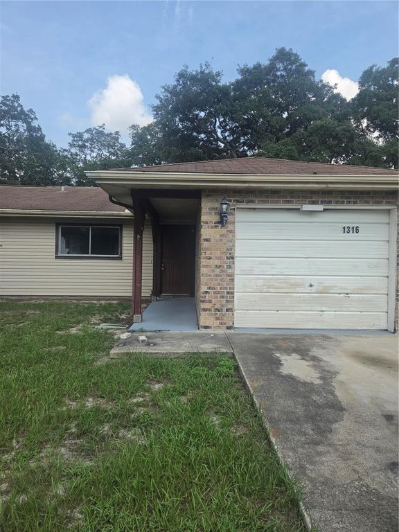 1316 MARKHAM AVENUE B, Spring Hill, FL 34606