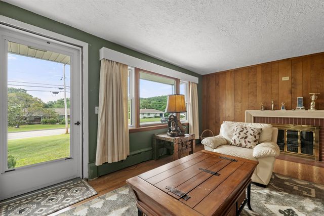 1310 Wellington Road, Manchester, NH 03104