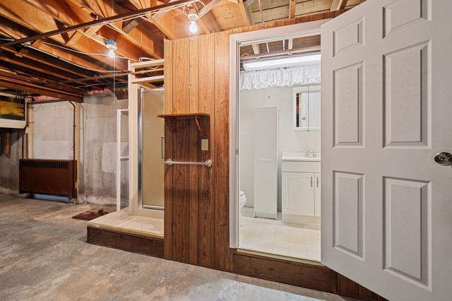 1310 Wellington Road, Manchester, NH 03104