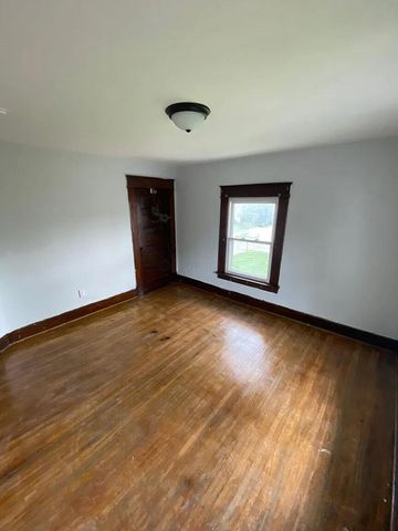 311 Dakota Avenue, Columbus, OH 43223