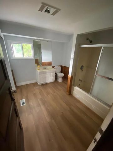 311 Dakota Avenue, Columbus, OH 43223