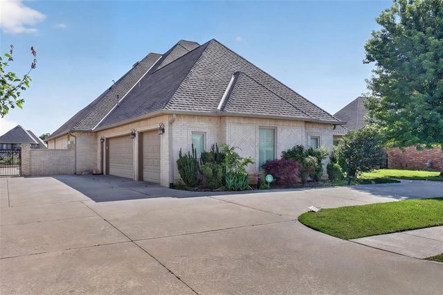 13909 Cascata Strada, Oklahoma City, OK 73170