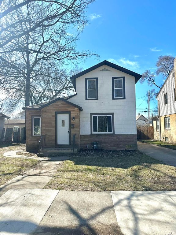 240 W 13th Street, Holland, MI 49423