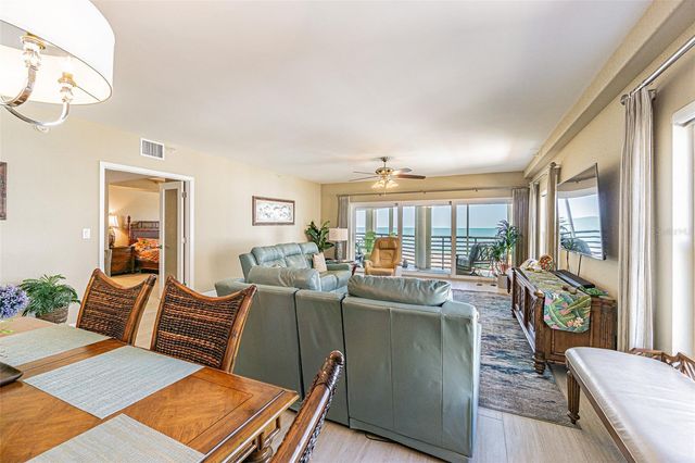 200 121ST AVENUE 304, Treasure Island, FL 33706