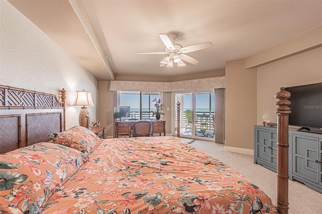 200 121ST AVENUE 304, Treasure Island, FL 33706