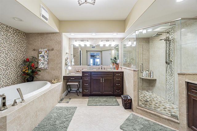 200 121ST AVENUE 304, Treasure Island, FL 33706