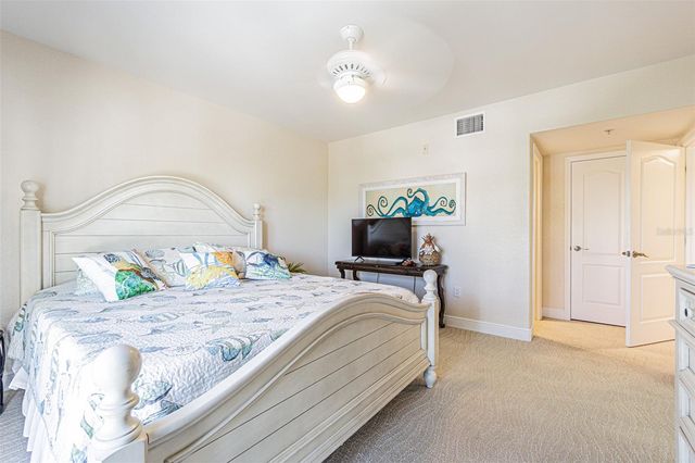 200 121ST AVENUE 304, Treasure Island, FL 33706