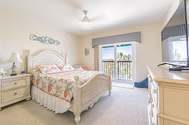 200 121ST AVENUE 304, Treasure Island, FL 33706