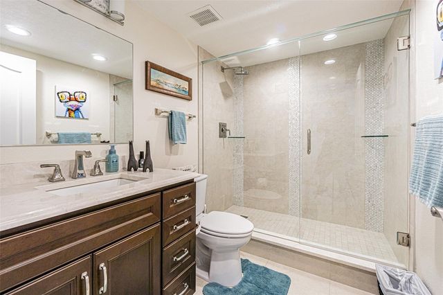 200 121ST AVENUE 304, Treasure Island, FL 33706