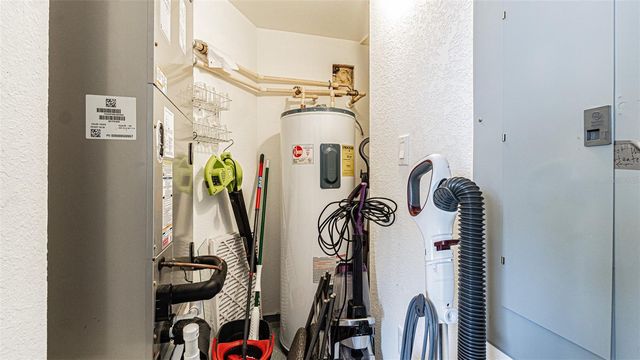 200 121ST AVENUE 304, Treasure Island, FL 33706