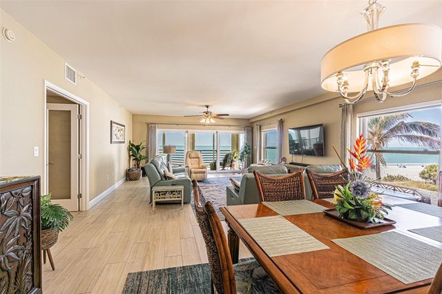 200 121ST AVENUE 304, Treasure Island, FL 33706