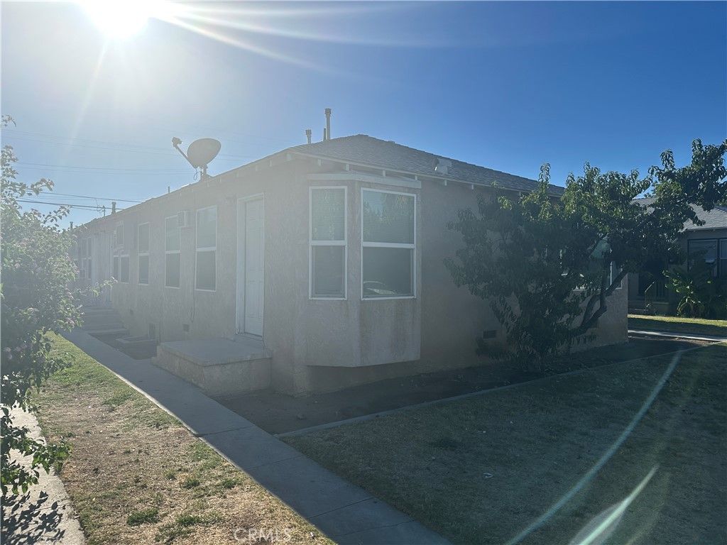Image 2 of property listing at 203 N San Pablo, Fresno, CA 93701