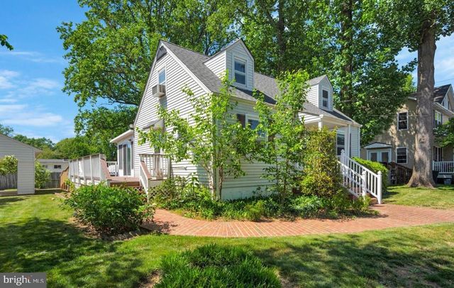 4038 POPLAR ST, Fairfax, VA 22030