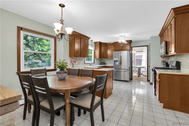 8 Forsythia Court, Orchard Park, NY 14127