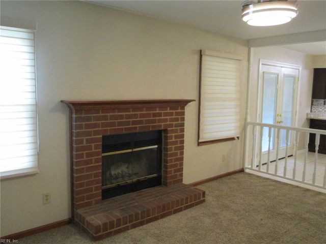 1953 Arlington Arch DR, Virginia Beach, VA 23464