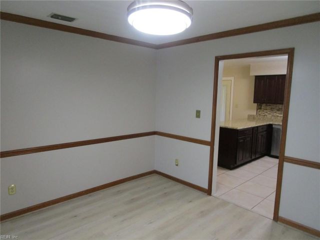 1953 Arlington Arch DR, Virginia Beach, VA 23464