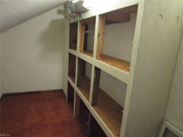 1953 Arlington Arch DR, Virginia Beach, VA 23464