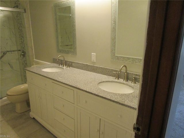1953 Arlington Arch DR, Virginia Beach, VA 23464