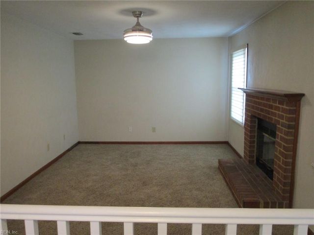 1953 Arlington Arch DR, Virginia Beach, VA 23464