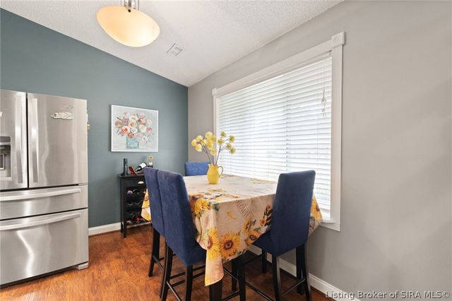 3024 Clearstream Way, Jeffersonville, IN 47130