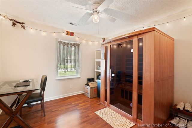 3024 Clearstream Way, Jeffersonville, IN 47130