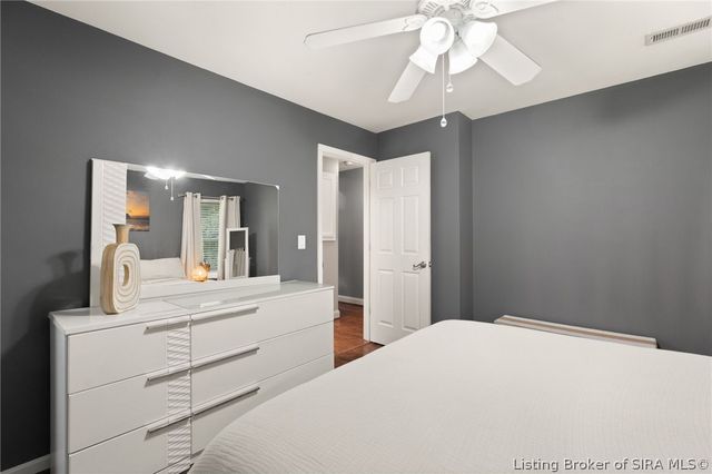 3024 Clearstream Way, Jeffersonville, IN 47130