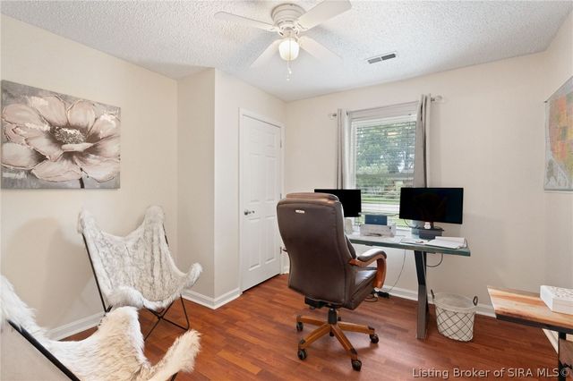 3024 Clearstream Way, Jeffersonville, IN 47130