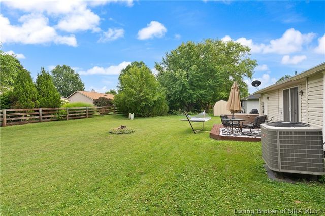 3024 Clearstream Way, Jeffersonville, IN 47130