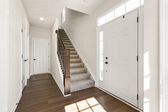 14579 Elsmere Lane, Carmel, IN 46074